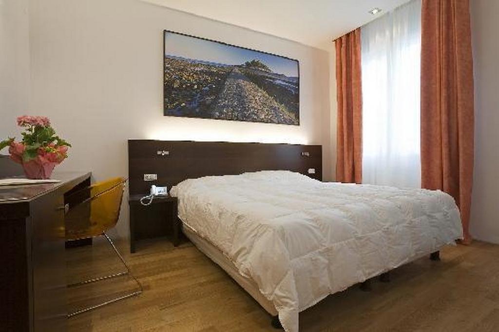 Vesta Domus Hotel Rome Room photo